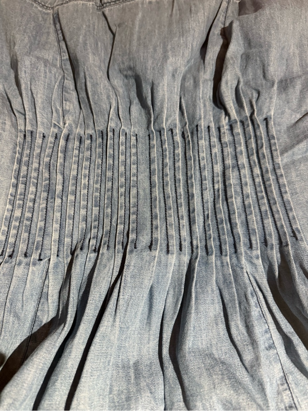 NWT Anthropologie Pilcro Linden Blue Denim Button-Front Pintuck Waist Blouse - Picture 3 of 9